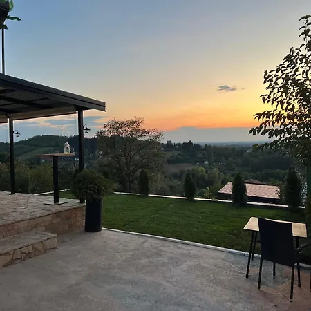 Panorama House Mislodjin Сasa de vacaciones