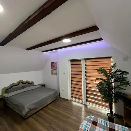 Panorama House Mislodjin Сasa de vacaciones Mislodin